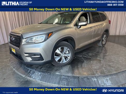 Used 2019 Subaru Ascent Premium image 1