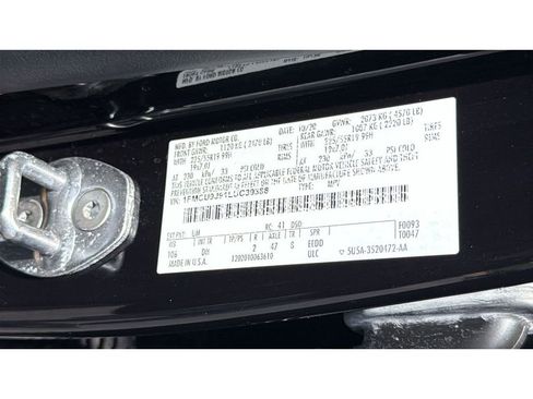 Used 2020 Ford Escape Titanium w/ Titanium Premium Package 2.0 AWD/4WD image 35