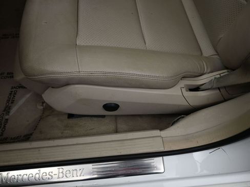 Used 2014 Mercedes-Benz E 350 Sedan image 14