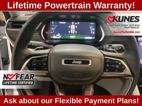 Used 2022 Jeep Grand Cherokee Summit w/ Advanced Protech Group IV image 15