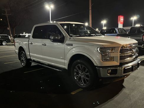 Used 2017 Ford F150 Lariat image 3