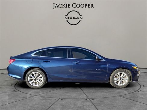 Used 2020 Chevrolet Malibu LT image 6