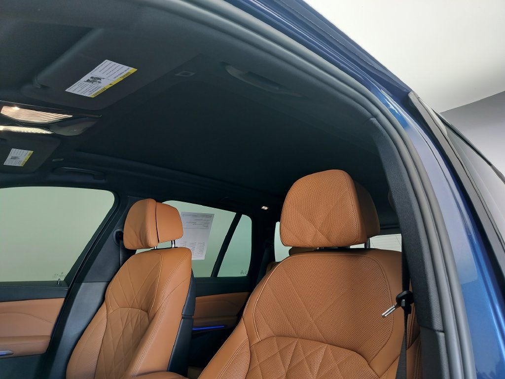 Certified 2023 BMW X5 xDrive40i w/ M Sport Package AWD/4WD image 10