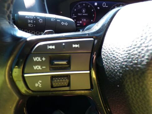 Used 2022 Honda Civic Touring image 16