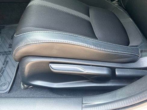 Used 2020 Honda Civic Sport image 15