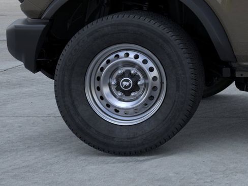 New 2025 Ford Bronco 4-Door image 21