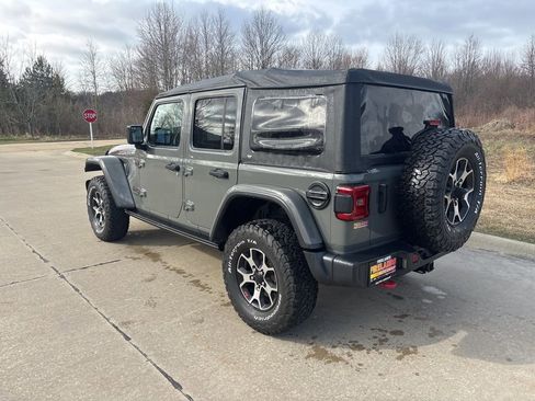 Used 2021 Jeep Wrangler Unlimited Rubicon w/ LED Lighting Group AWD/4WD image 8
