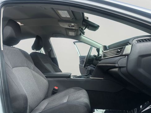 Used 2025 Toyota Camry LE FWD image 22