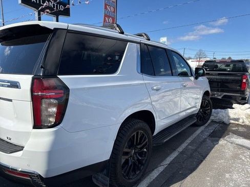 Used 2023 Chevrolet Tahoe LT w/ Luxury Package image 4