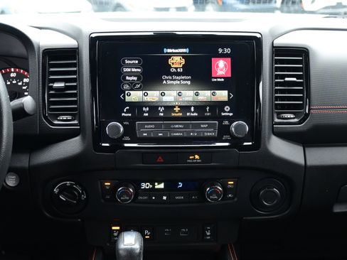 Certified 2022 Nissan Frontier PRO-4X image 17