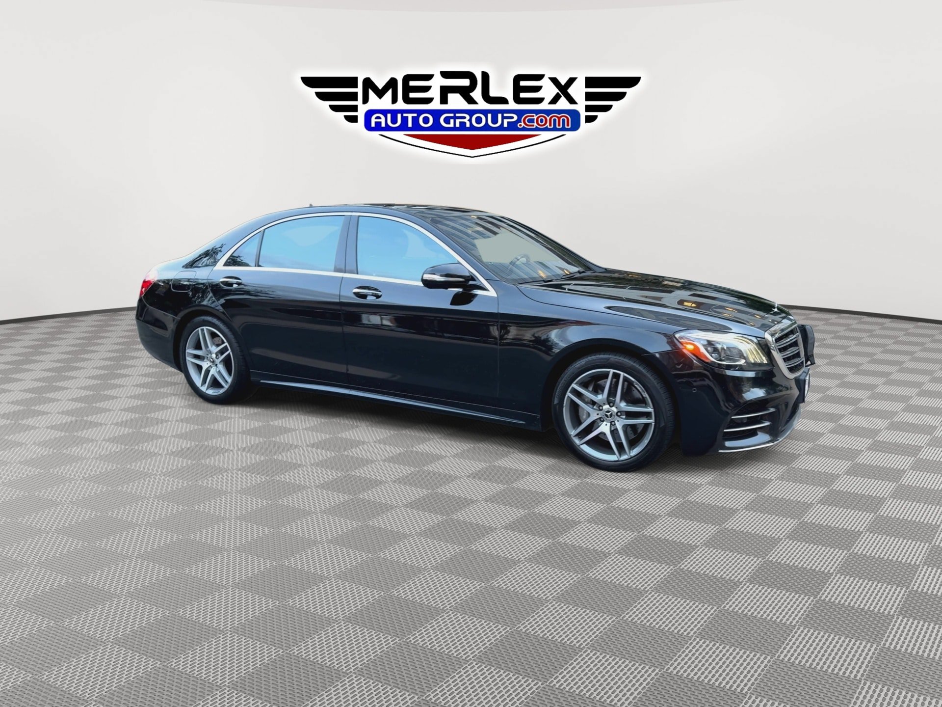 Used 2020 Mercedes-Benz S 560 4MATIC Sedan image 2