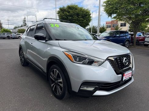 Certified 2020 Nissan Kicks SR w/ SR Premium Package FWD image 6