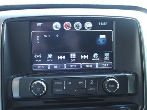 Used 2018 Chevrolet Silverado 1500 LT w/ Trailering Package AWD/4WD image 17