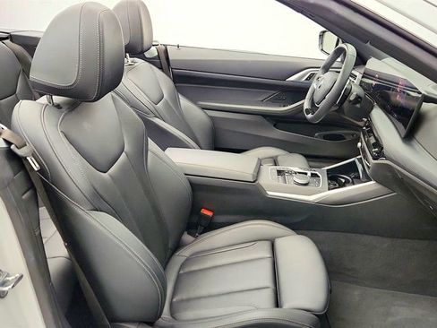 Used 2025 BMW 430i Convertible image 24