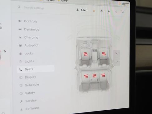 Used 2023 Tesla Model Y Long Range image 10
