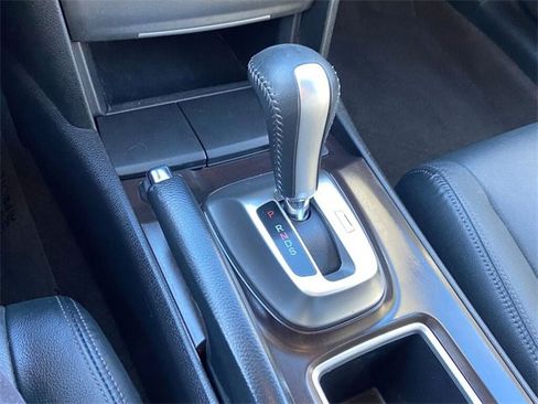 Used 2013 Honda Crosstour EX-L image 23