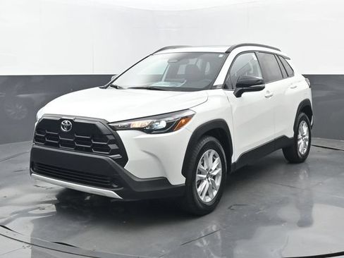 Used 2026 Toyota Corolla Cross LE w/ Moonroof Package FWD image 22