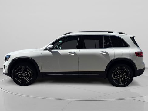 New 2026 Mercedes-Benz GLB 250 4MATIC image 2