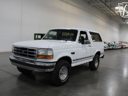Used 1992 Ford Bronco XLT image 40