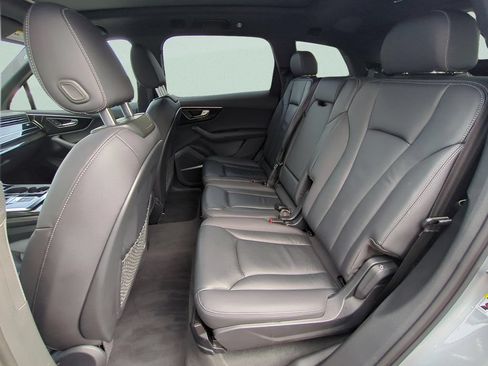 Used 2025 Audi Q7 3.0T Premium Plus AWD/4WD image 10