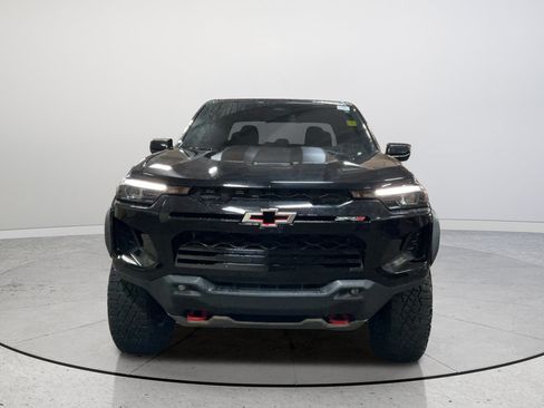 Certified 2024 Chevrolet Colorado ZR2 w/ ZR2 Convenience Package III AWD/4WD image 3