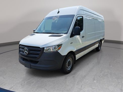 Used 2024 Mercedes-Benz eSprinter 170 Cargo image 1