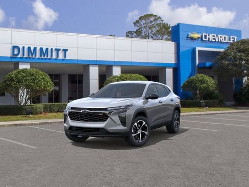 New 2026 Chevrolet Trax RS FWD image 8
