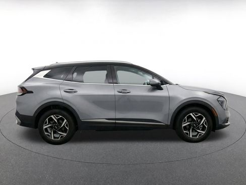 Used 2025 Kia Sportage LX FWD image 10