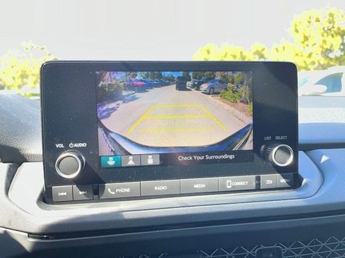 Used 2025 Honda Accord LX image 8