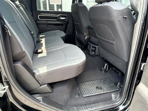 Used 2024 RAM 2500 Big Horn image 25