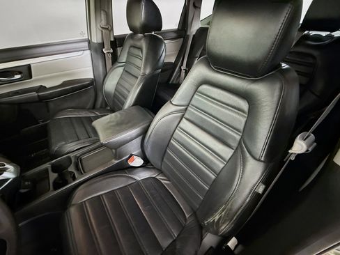 Used 2017 Honda CR-V LX image 24