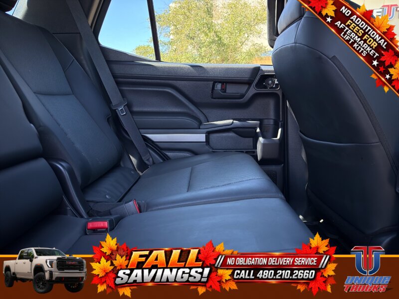 Used 2025 Toyota 4Runner TRD Off-Road Premium AWD/4WD image 26