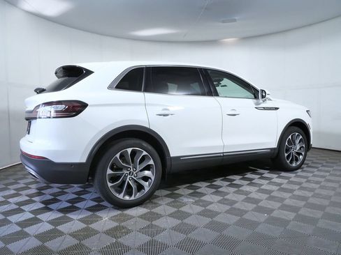 Certified 2022 Lincoln Nautilus Reserve w/ Equipment Group 201A AWD/4WD image 8