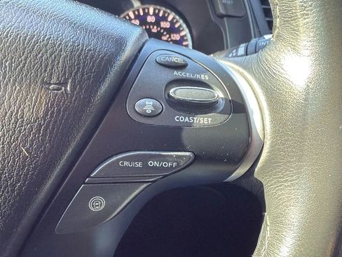 Used 2019 INFINITI QX60 Luxe w/ Essential Package image 11