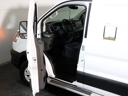 Used 2025 Ford Transit 250 Low Roof w/ Exterior Upgrade Package RWD image 5