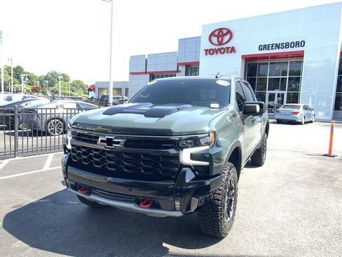 Used 2025 Chevrolet Silverado 1500 ZR2 w/ Technology Package AWD/4WD image 1