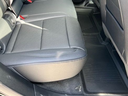 New 2026 Chevrolet Equinox LT w/ Convenience Package II image 18