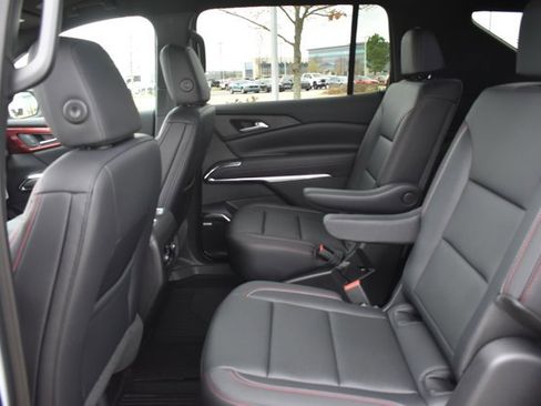 New 2026 Chevrolet Traverse Z71 image 16