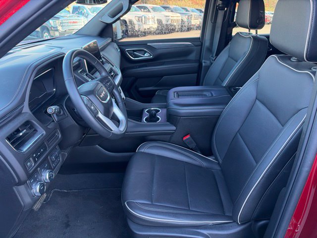 Used 2023 GMC Yukon XL SLT w/ Max Trailering Package AWD/4WD image 25