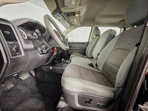 Used 2013 RAM 2500 Tradesman w/ Chrome Appearance Group AWD/4WD image 12
