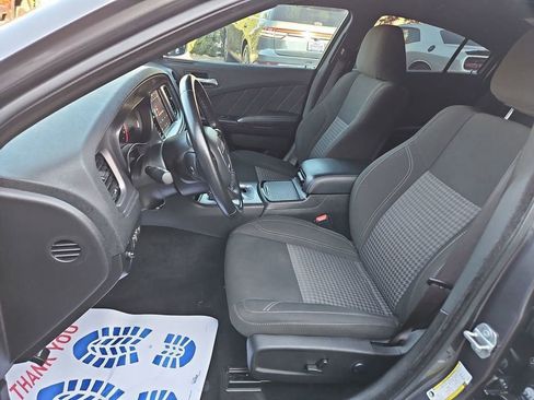 Used 2023 Dodge Charger SXT w/ Blacktop Package image 11