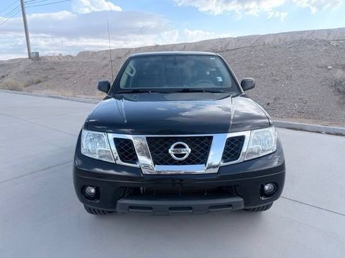 Certified 2020 Nissan Frontier SV RWD image 2