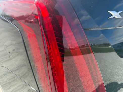 Certified 2025 Cadillac XT5 Premium Luxury image 10