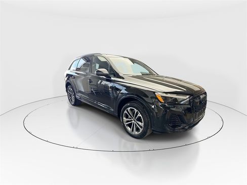 New 2026 Audi Q7 2.0T Premium image 2