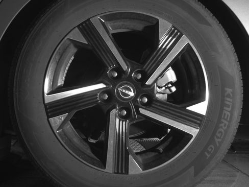 Used 2025 Nissan Sentra SV FWD image 14