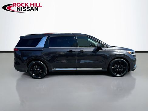 Used 2022 Kia Carnival SX FWD image 8