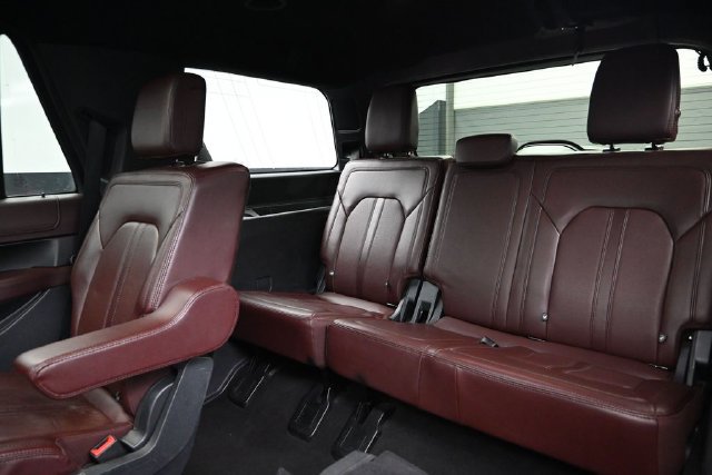 Used 2024 Ford Expedition Limited AWD/4WD image 25