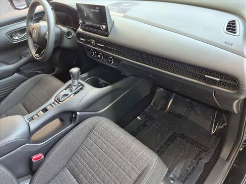 Certified 2023 Honda HR-V LX image 20