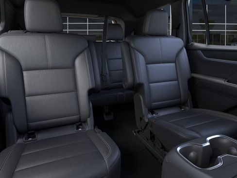 New 2026 GMC Acadia Elevation w/ Black Edition FWD image 17