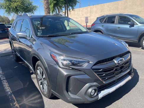 Used 2024 Subaru Outback Touring AWD/4WD image 3